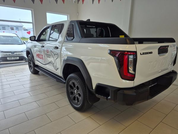 2026-Toyota-Hilux-28-GD-6-RB-Legend-Auto-Double-Cab-Mhev image:2