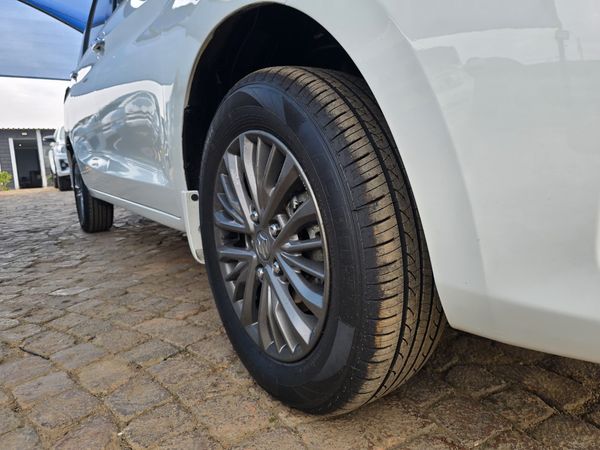 2022-Suzuki-Ertiga-15-GLX-Auto image:6