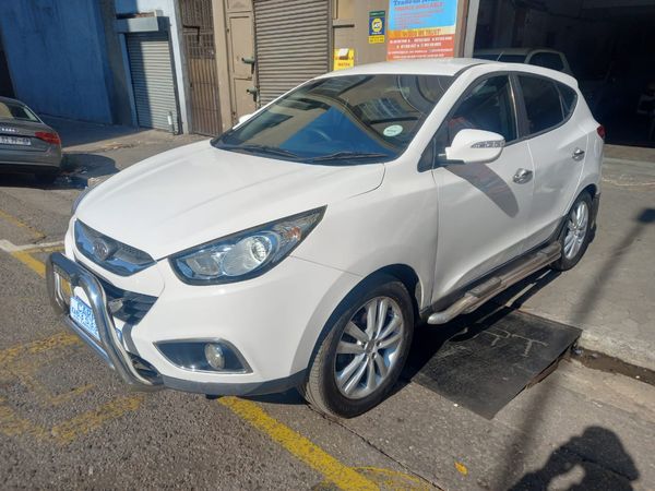2014-Hyundai-ix35-20-GLS-Executive-Auto image:2