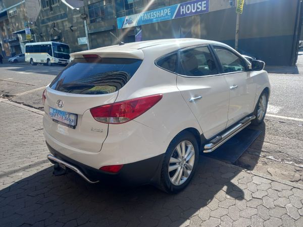 2014-Hyundai-ix35-20-GLS-Executive-Auto image:3