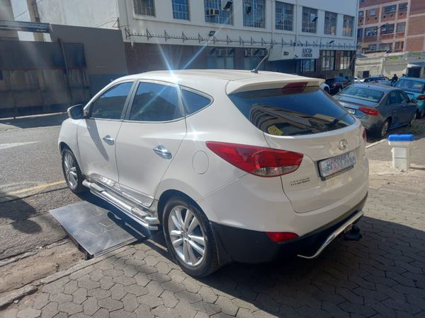 2014-Hyundai-ix35-20-GLS-Executive-Auto image:5