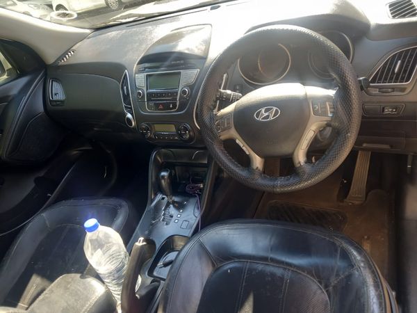 2014-Hyundai-ix35-20-GLS-Executive-Auto image:7