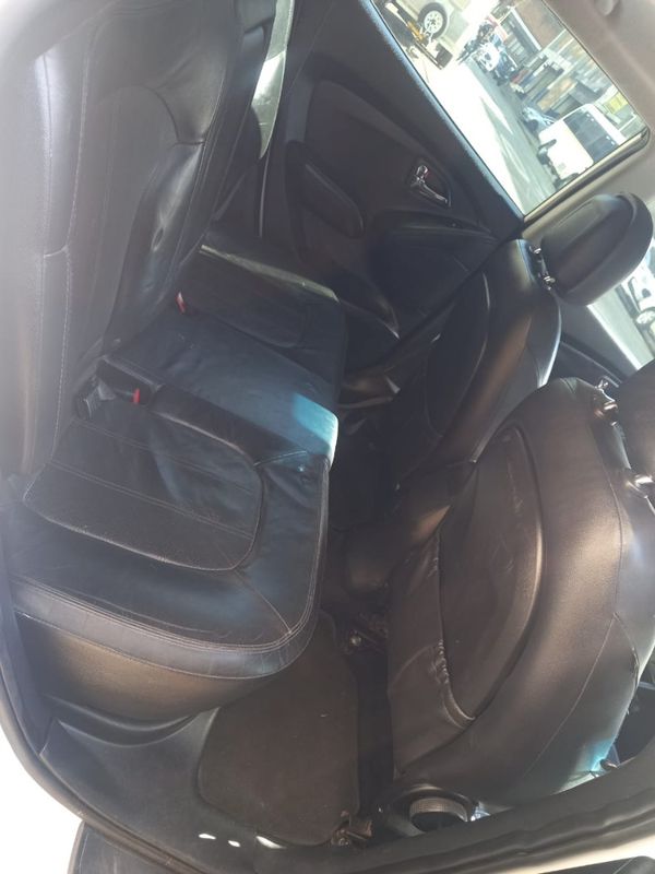 2014-Hyundai-ix35-20-GLS-Executive-Auto image:8