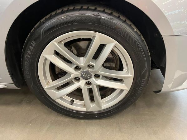 2018-Audi-A4-14-TFSI-Auto image:8