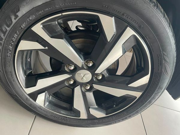 2024-Mitsubishi-Xpander-15-Auto image:16