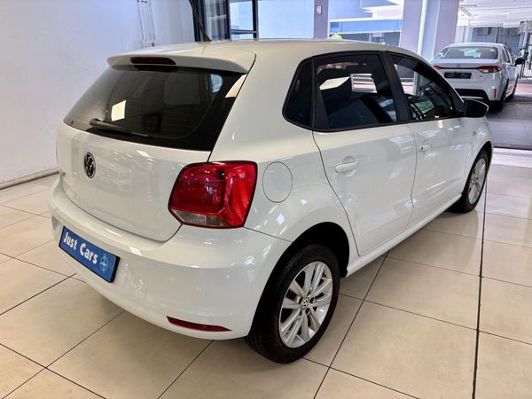 2021-Volkswagen-Polo-Vivo-16-Comfortline-Auto-5-dr image:2