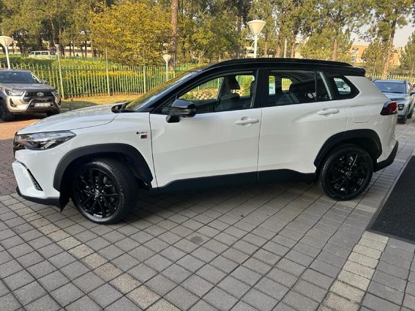 2026-Toyota-Corolla-Cross-18-GR-S-Hybrid image:5
