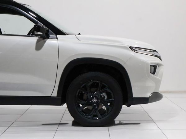 2026-Toyota-Urban-Cruiser-15-XR-Auto image:4