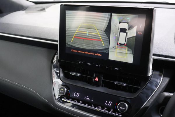 2026-Toyota-Corolla-Cross-18-XR image:19