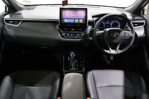 2026-Toyota-Corolla-Cross-18-XR image:8