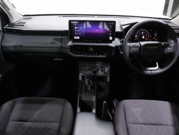 2026-Toyota-Hilux-28-GD-6-Raider-4x4-Auto-Double-Cab image:18