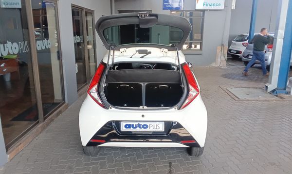 2018-Toyota-Aygo-10-5-dr image:9