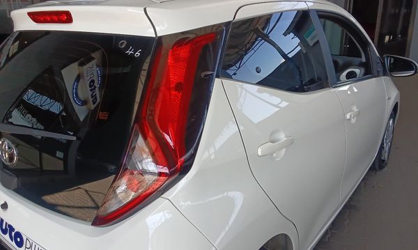 2018-Toyota-Aygo-10-5-dr image:11