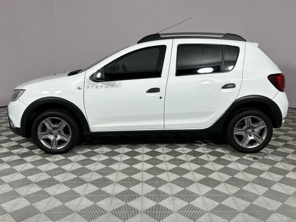2017-Renault-Sandero-900T-Stepway-Dynamique image:18