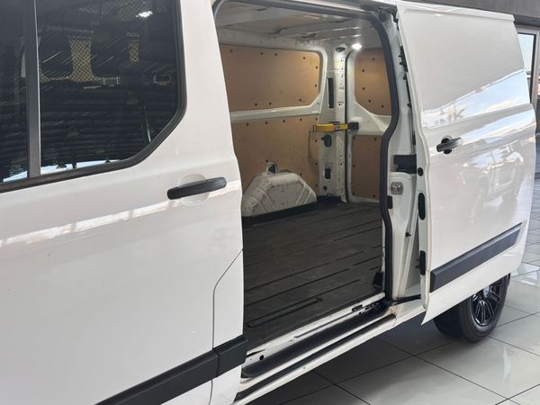 2022-Ford-Transit-Custom-22-TDCi-Ambiente-LWB-92kW-Panel-Van image:14