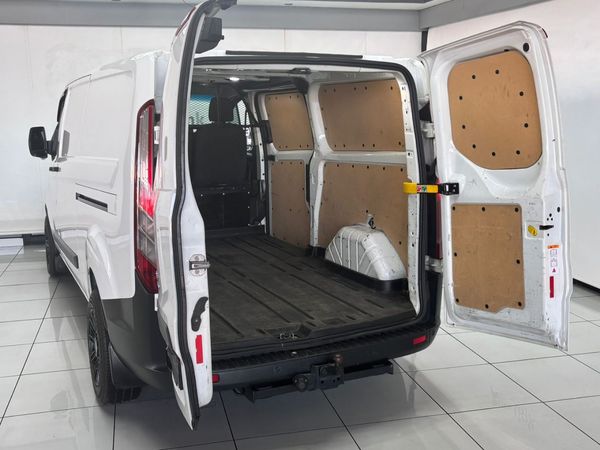 2022-Ford-Transit-Custom-22-TDCi-Ambiente-LWB-92kW-Panel-Van image:15