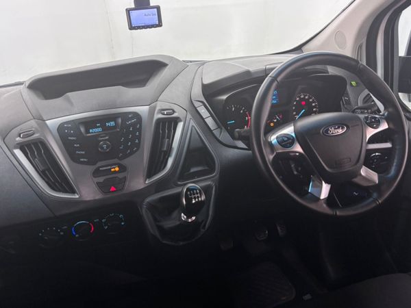 2022-Ford-Transit-Custom-22-TDCi-Ambiente-LWB-92kW-Panel-Van image:7