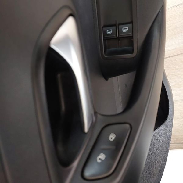 2025-Volkswagen-Polo-Vivo-14 image:6