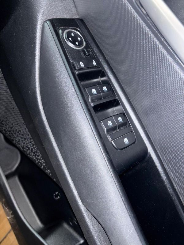 2025-Kia-Sonet-15-LS image:17