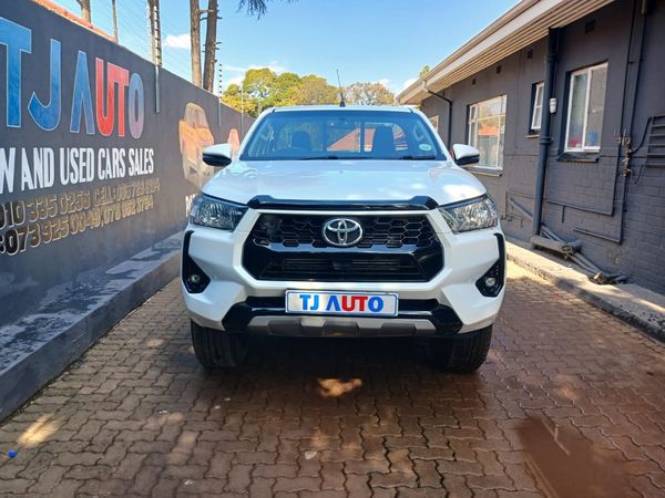 2023-Toyota-Hilux-24-GD-6-SR-4x4-Single-Cab image:1