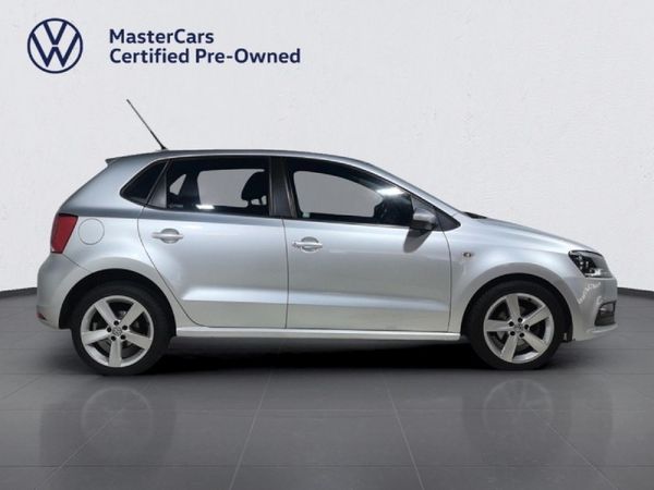 2018-Volkswagen-Polo-Vivo-16-Highline-5-dr image:7