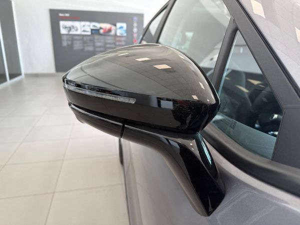 2026-Omoda-C5-15T-Luxury-X image:9