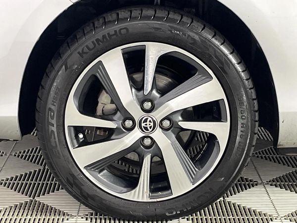 2019-Toyota-Yaris-15-XS-Auto-5-dr image:4