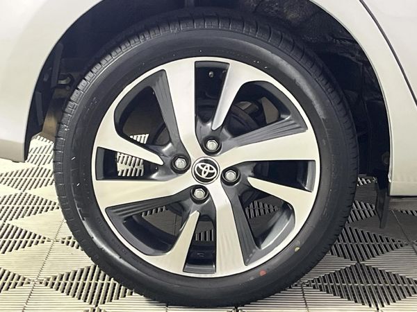 2019-Toyota-Yaris-15-XS-Auto-5-dr image:7