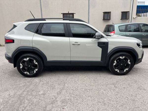 2025-Renault-Duster-13T-Intens-EDC image:2