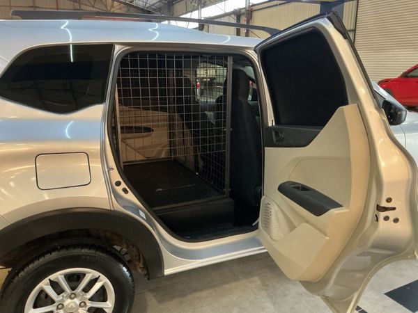 2022-Renault-Triber-10-Express-Panel-Van image:9