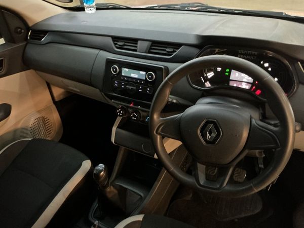 2022-Renault-Triber-10-Express-Panel-Van image:14