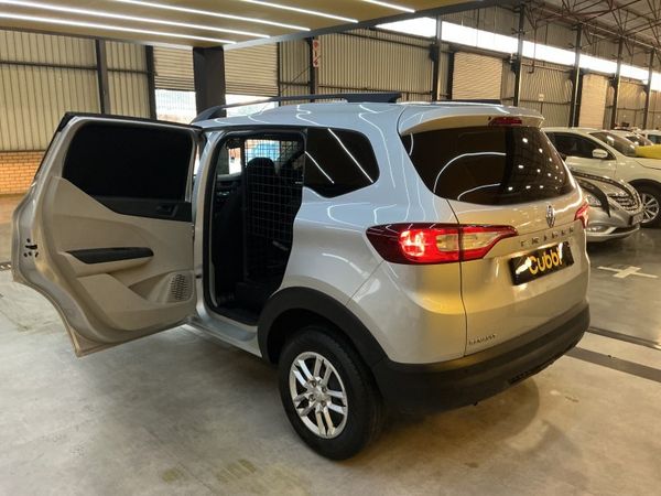 2022-Renault-Triber-10-Express-Panel-Van image:4