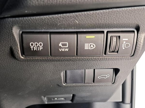 2026-Toyota-Corolla-Cross-18-GR-S image:16