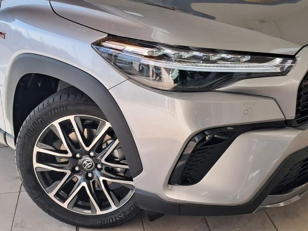 2026-Toyota-Corolla-Cross-18-GR-S image:1