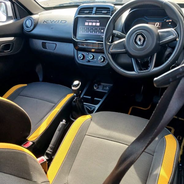 2023-Renault-Kwid-10-Climber image:8
