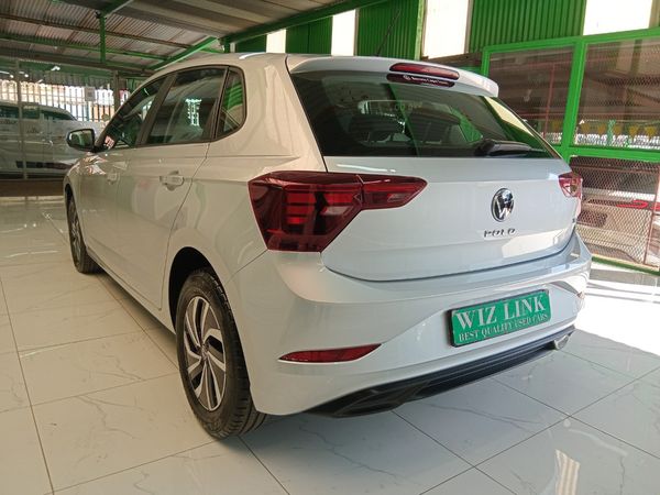 2022-Volkswagen-Polo-10-TSI-Life image:14