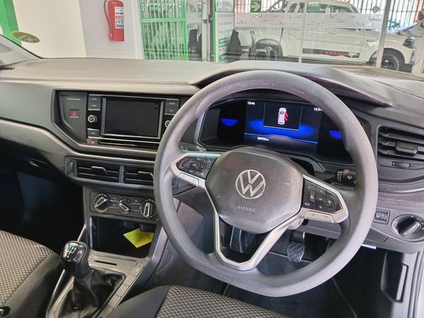 2022-Volkswagen-Polo-10-TSI-Life image:7