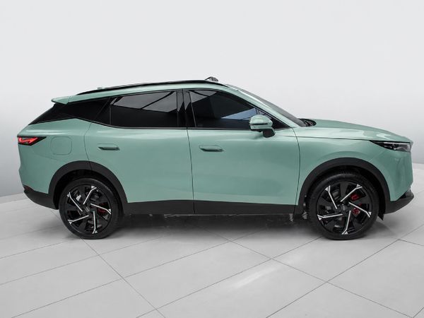 2026-Omoda-C7-15T-SHS-DHT-Phev image:2