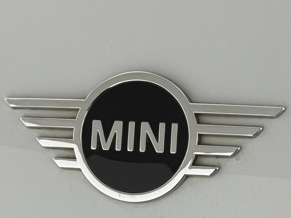 2019-MINI-Countryman-Cooper-JCW-All4-Auto image:11