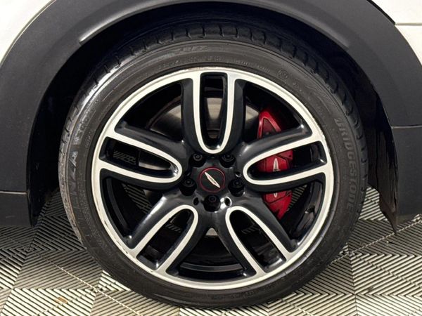 2019-MINI-Countryman-Cooper-JCW-All4-Auto image:4
