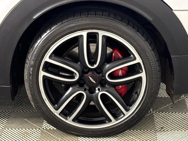 2019-MINI-Countryman-Cooper-JCW-All4-Auto image:5