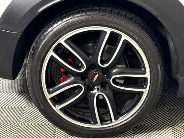 2019-MINI-Countryman-Cooper-JCW-All4-Auto image:6