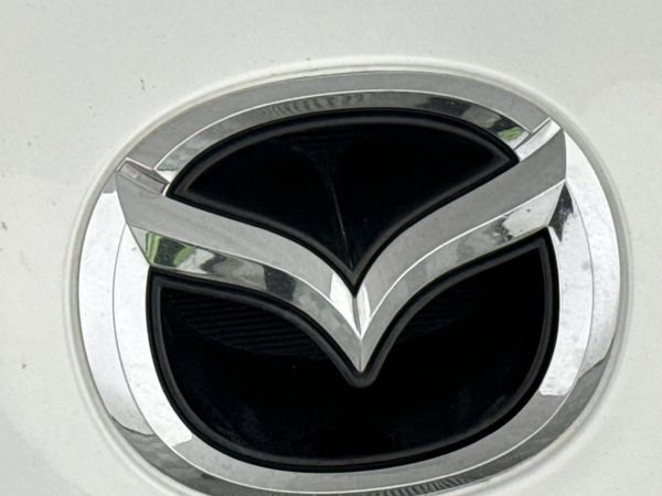2011-Mazda-3-16-Sport-Original image:11