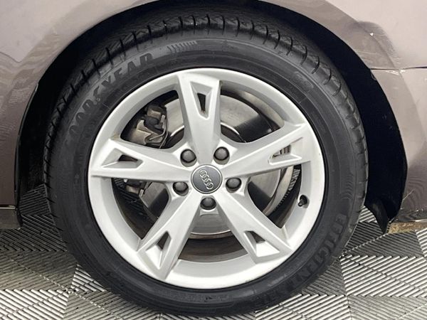 2018-Audi-A4-14-TFSI-Auto image:5