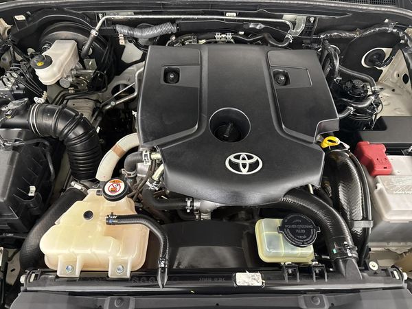 2020-Toyota-Hilux-28-GD-6-Raider-4x4-Double-Cab image:12