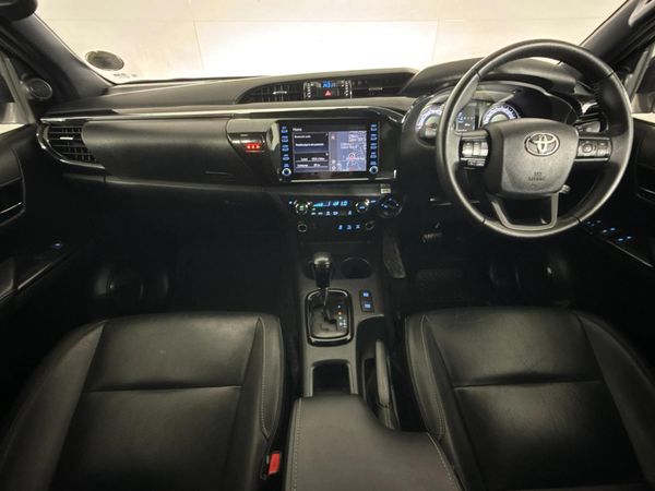 2020-Toyota-Hilux-28-GD-6-Raider-4x4-Double-Cab image:1