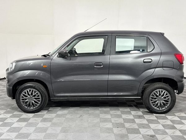 2021-Suzuki-S-Presso-10-GL image:13
