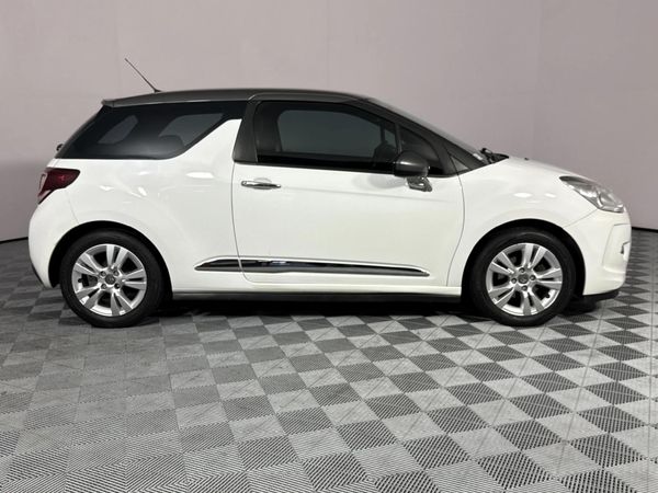 2014-Citroen-DS3-12-VTI-Design-3-dr image:12