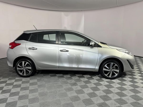 2019-Toyota-Yaris-15-XS-5-dr image:17