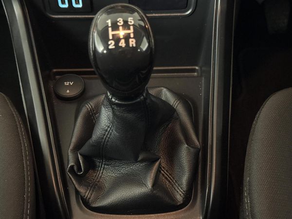 2020-Ford-EcoSport-15-TiVCT-Ambiente image:10